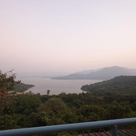 Bed and Breakfast Nisarg Farm Mulshi Exterior foto